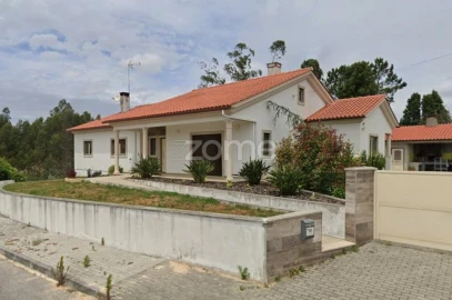 Moradia T3 para Venda em Meirinhas