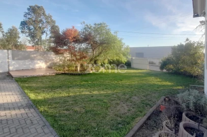 Moradia T3 para Venda em Meirinhas