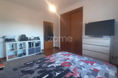 Moradia T3 para Venda em Meirinhas