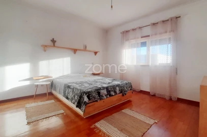 Moradia T3 para Venda em Meirinhas