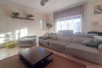 Moradia T3 para Venda em Meirinhas