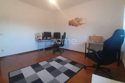 Moradia T3 para Venda em Meirinhas