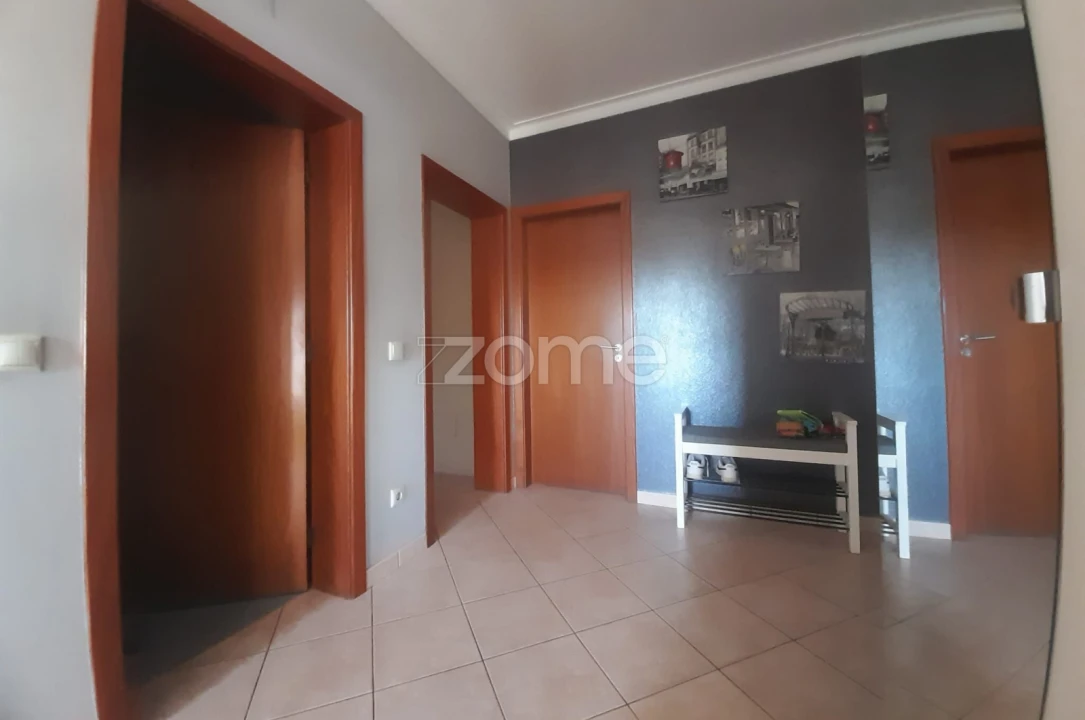 Moradia T3 para Venda em Meirinhas Foto 32