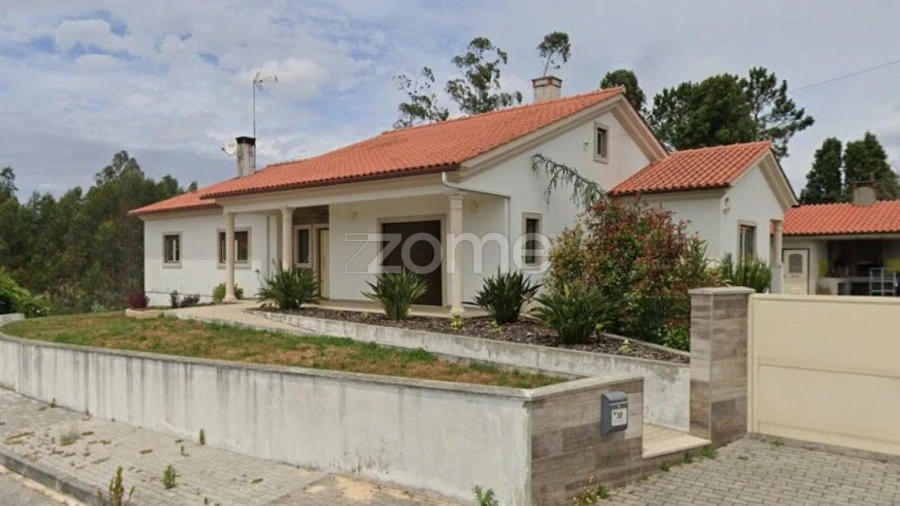 Moradia T3 para Venda em Meirinhas