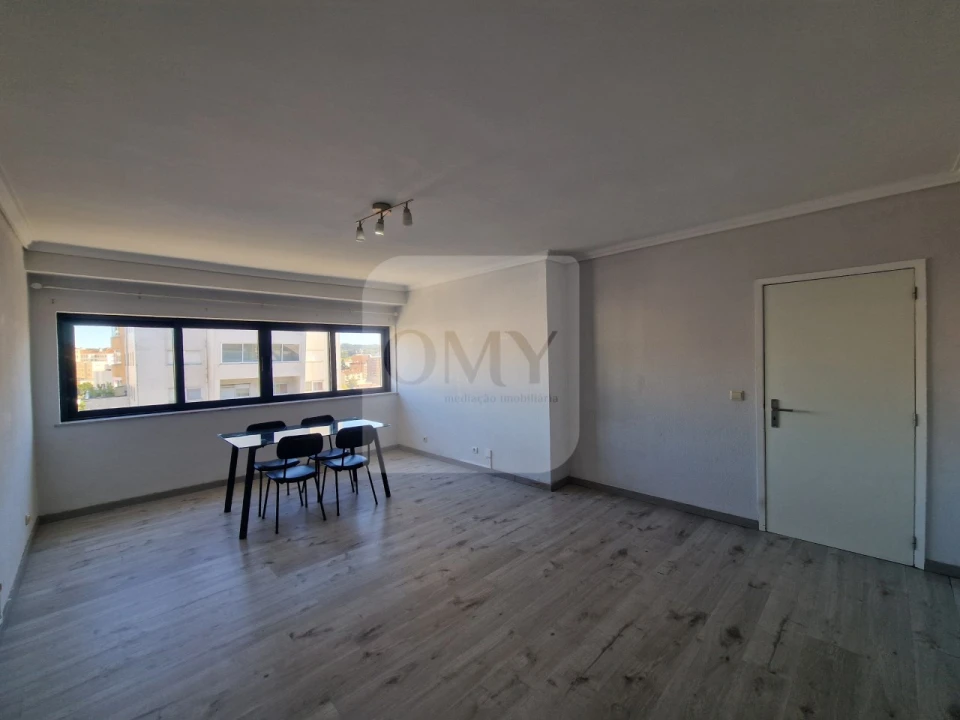 Apartamento T3 para Venda em Nossa Senhora da Conceição, São Pedro e São Dinis Foto 12