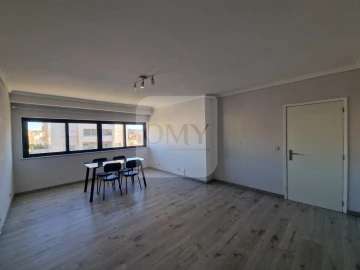 Apartamento T3 para Venda em Nossa Senhora da Conceição, São Pedro e São Dinis