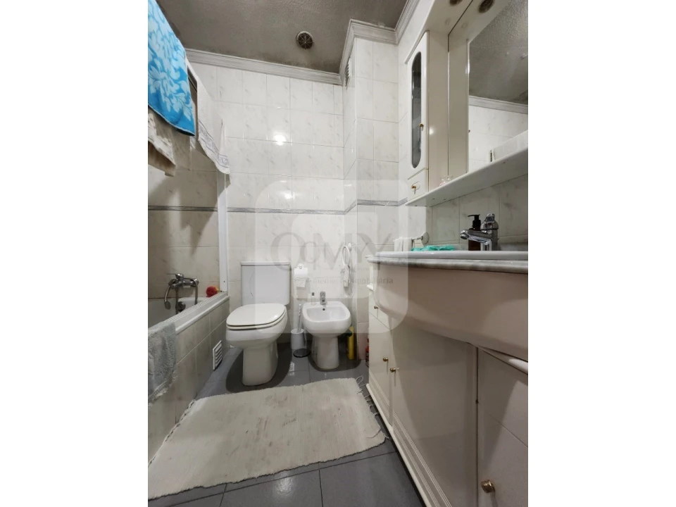 Apartamento T3 para Arrendamento em Nossa Senhora da Conceição, São Pedro e São Dinis Foto 6