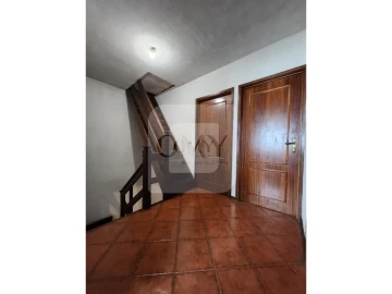 Apartamento T3 para Arrendamento em Nossa Senhora da Conceição, São Pedro e São Dinis