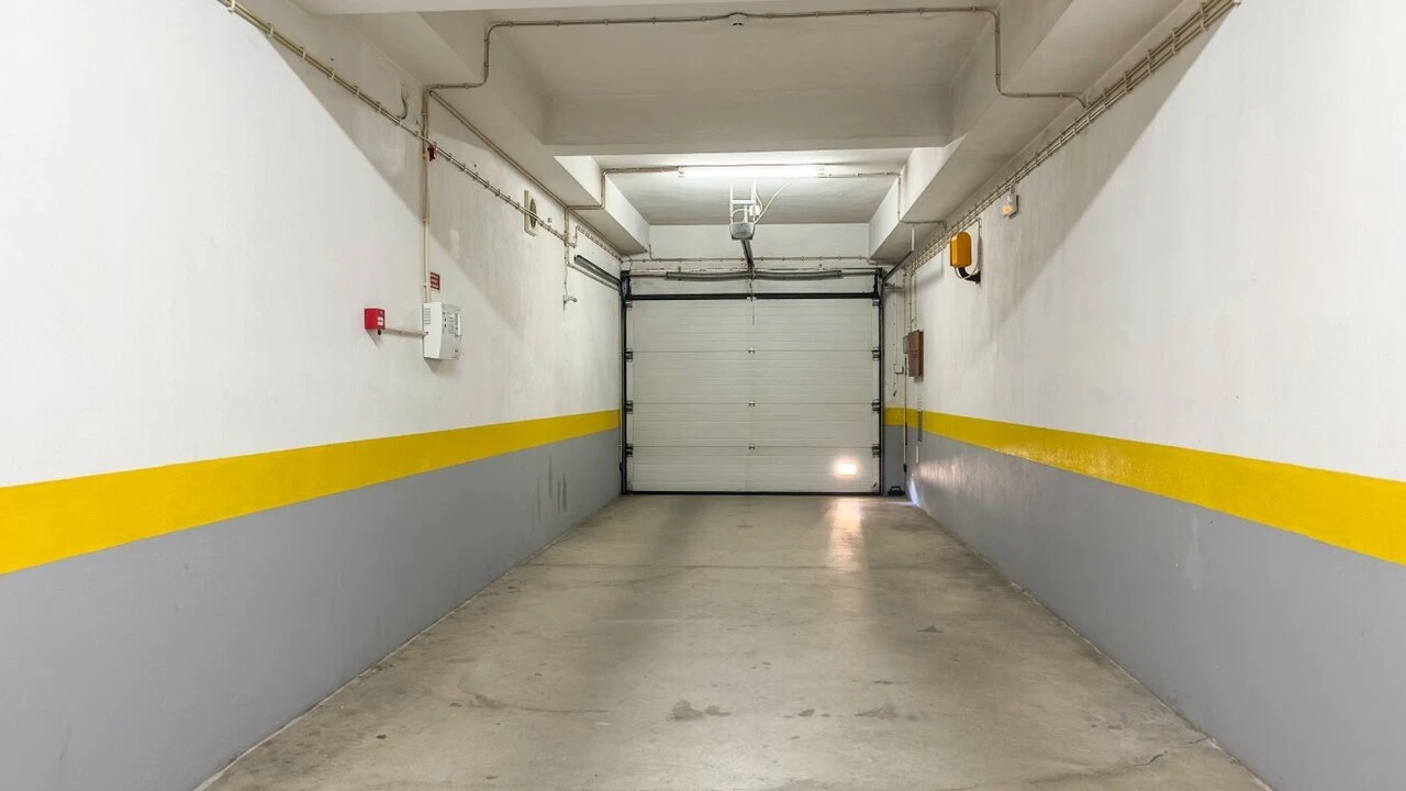 Garagem para Venda em Ericeira Foto 8