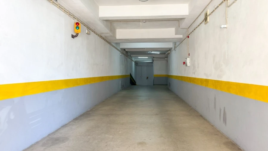 Garagem para Venda em Ericeira Foto 9