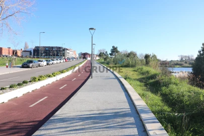 Moradia T2 para Arrendamento em Aradas