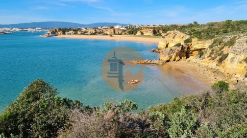 Terreno para Venda em Estômbar e Parchal