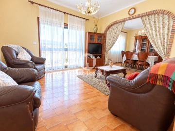 Moradia T6 para Venda em Arnoso (Santa Maria e Santa Eulália) e Sezures