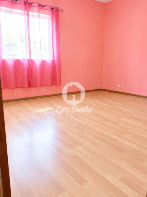 Moradia T6 para Venda em Arnoso (Santa Maria e Santa Eulália) e Sezures