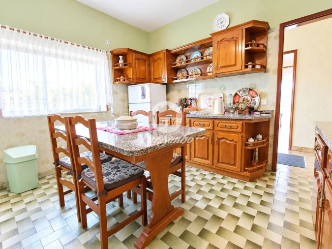 Moradia T6 para Venda em Arnoso (Santa Maria e Santa Eulália) e Sezures Foto 12