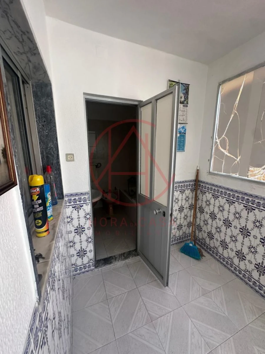 Moradia T2 para Venda em Baixa da Banheira e Vale da Amoreira Foto 4