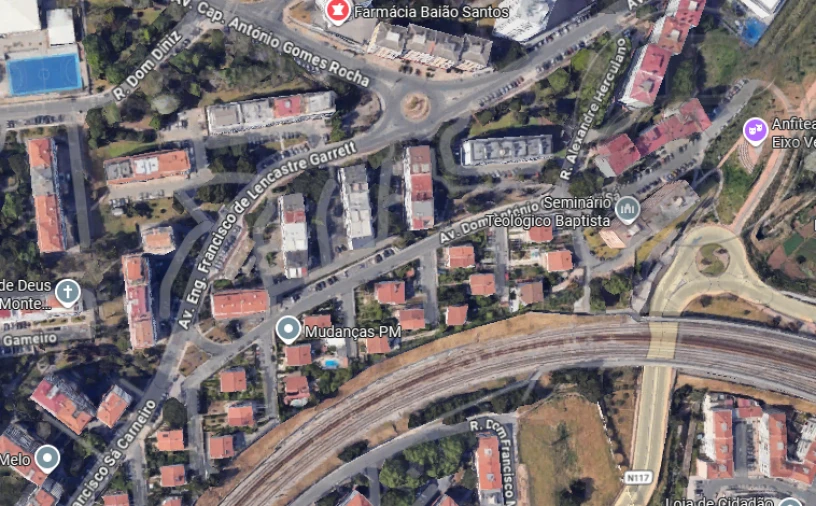 Garagem para Venda em Massamá e Monte Abraão Foto 4