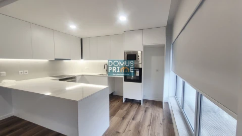 Apartamento T3 para Venda em Cabanelas