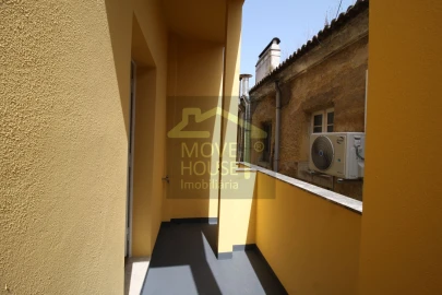 Loja para Arrendamento em Santa Maria e São Miguel, São Martinho, São Pedro Penaferrim