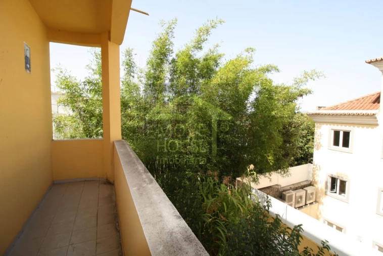 Loja para Arrendamento em Santa Maria e São Miguel, São Martinho, São Pedro Penaferrim Foto 16