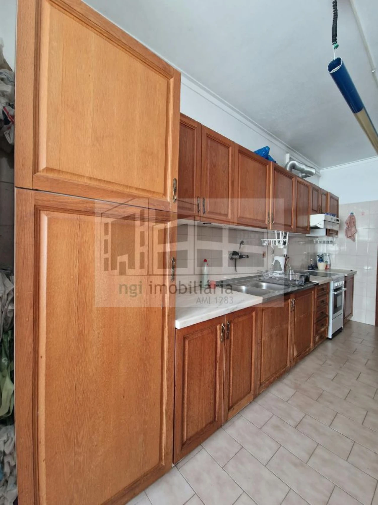 Apartamento T1 para Arrendamento em Benfica Foto 4