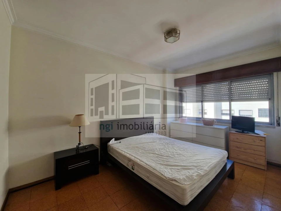 Apartamento T1 para Arrendamento em Benfica Foto 20