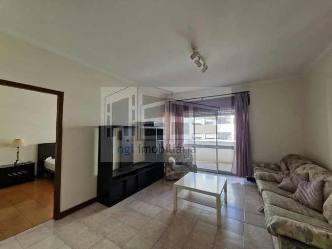 Apartamento T1 para Arrendamento em Benfica Foto 11