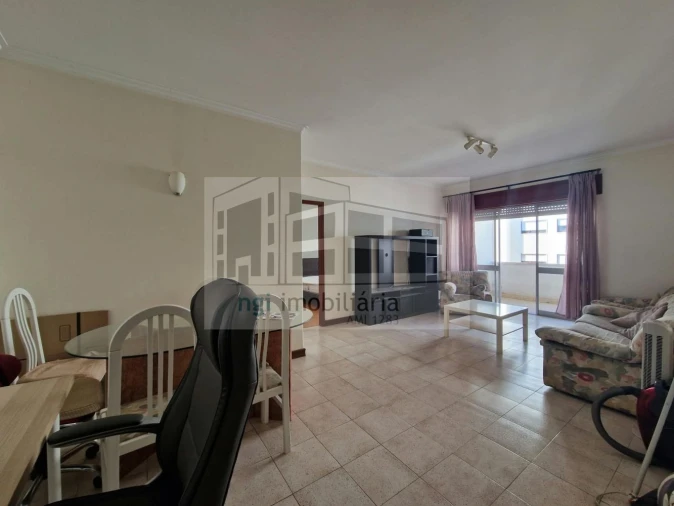 Apartamento T1 para Arrendamento em Benfica Foto 8