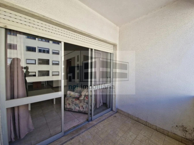 Apartamento T1 para Arrendamento em Benfica Foto 23