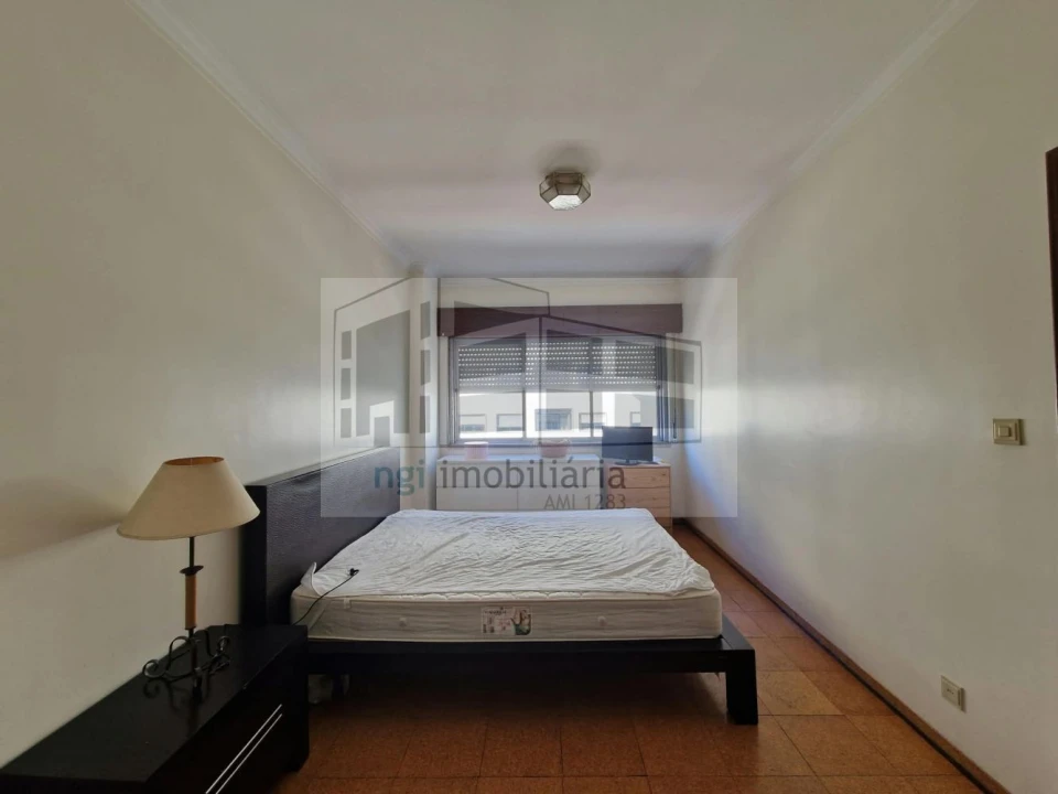 Apartamento T1 para Arrendamento em Benfica Foto 19