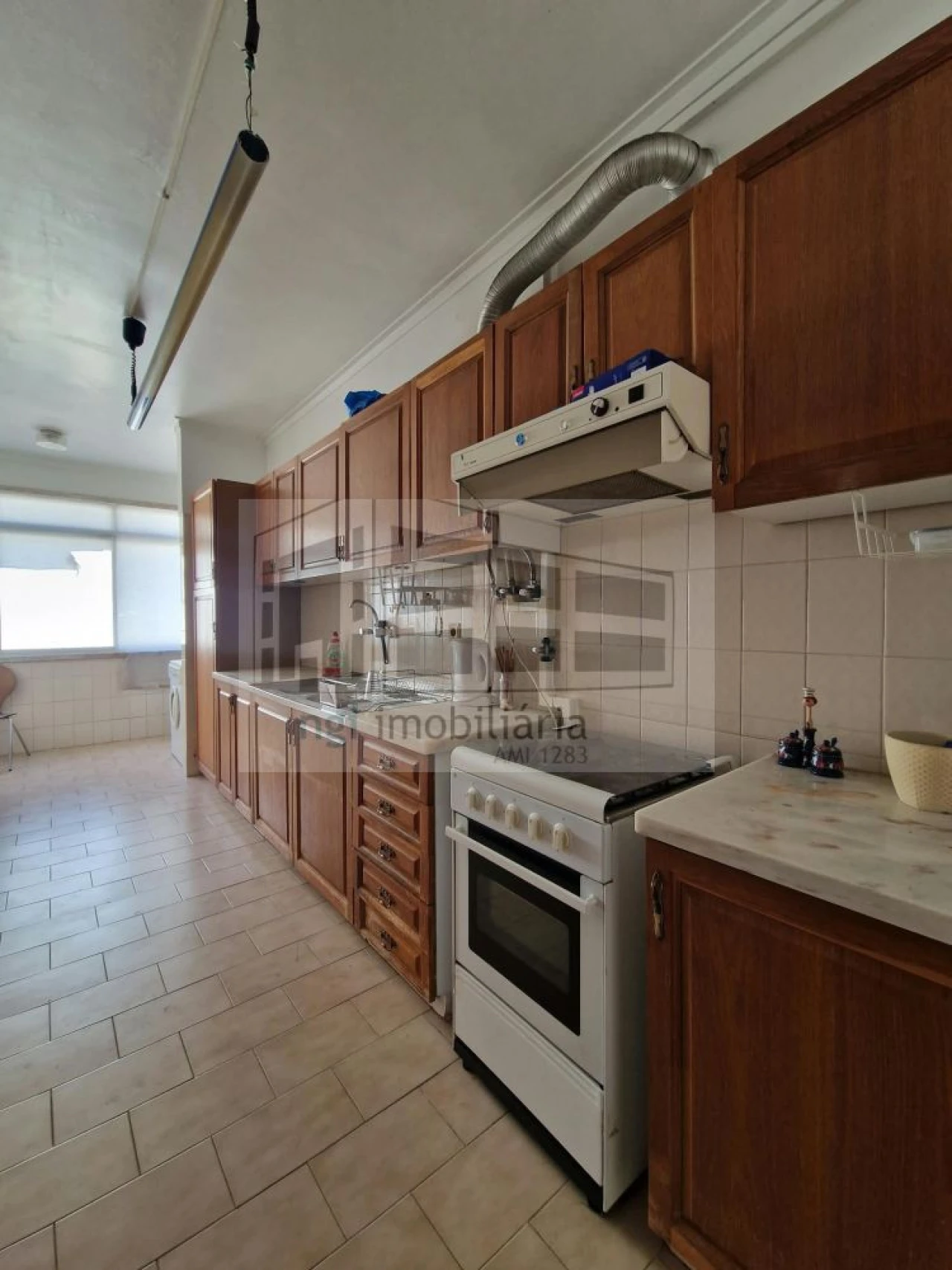 Apartamento T1 para Arrendamento em Benfica Foto 2