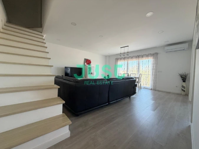 Apartamento T3 para Venda em Pinhal Novo Foto 24