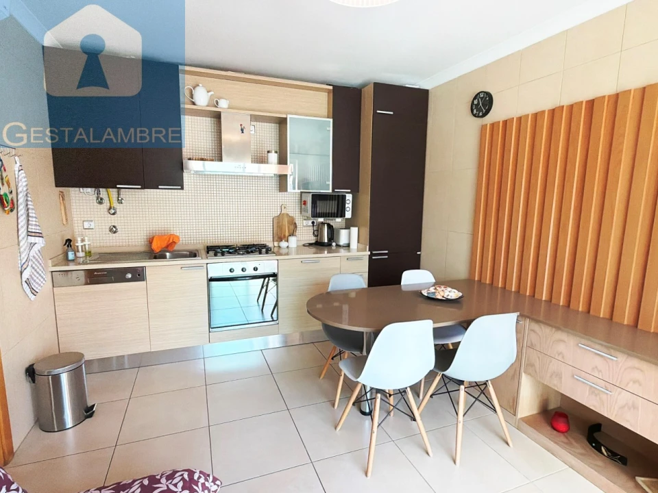 Apartamento T1 para Venda em Albufeira e Olhos de Água Foto 1