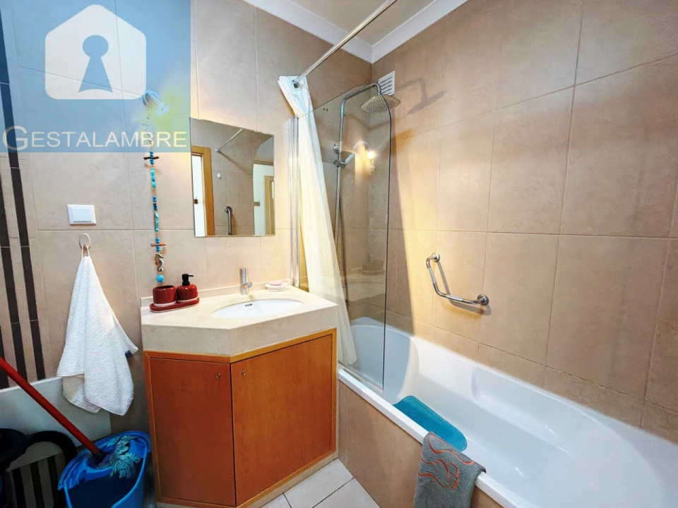 Apartamento T1 para Venda em Albufeira e Olhos de Água Foto 14