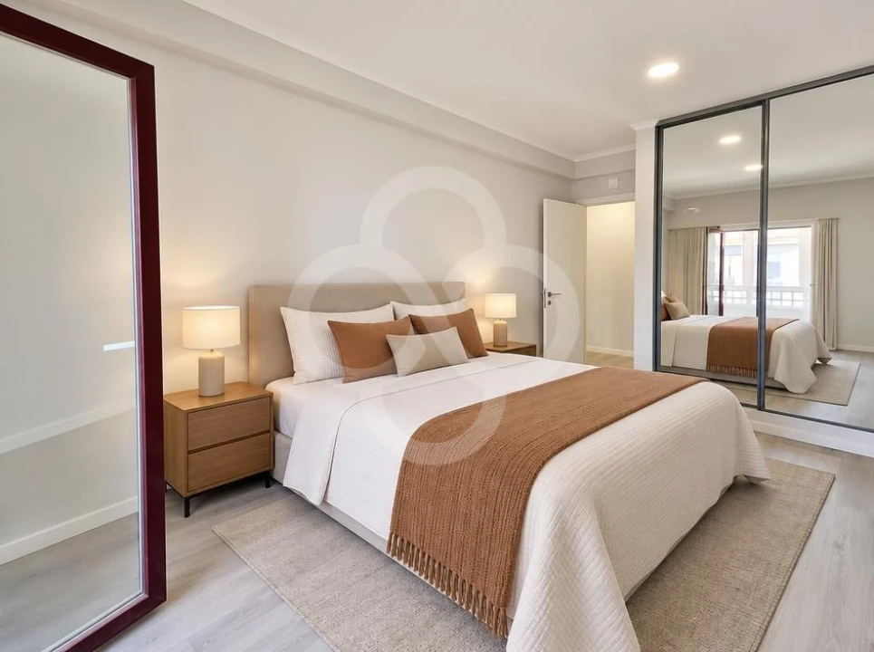 Apartamento T4 para Venda em Amora Foto 2