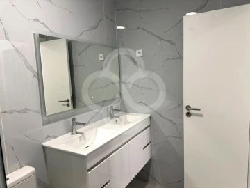 Apartamento T4 para Venda em Amora