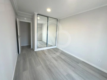 Apartamento T4 para Venda em Amora