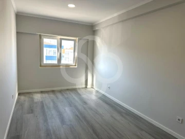 Apartamento T4 para Venda em Amora
