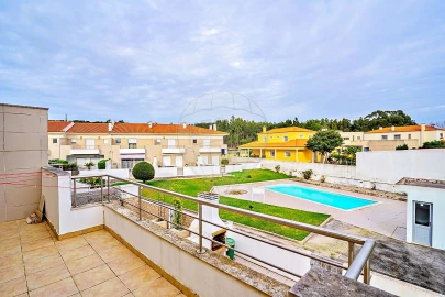 Moradia T4 para Arrendamento em Foz do Arelho