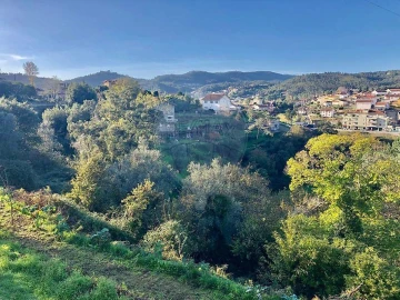 Terreno para Venda em Melres e Medas