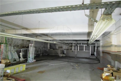 Armazém para Venda em Rio Mau