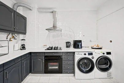 Apartamento T3 para Venda em Castanheira do Ribatejo e Cachoeiras