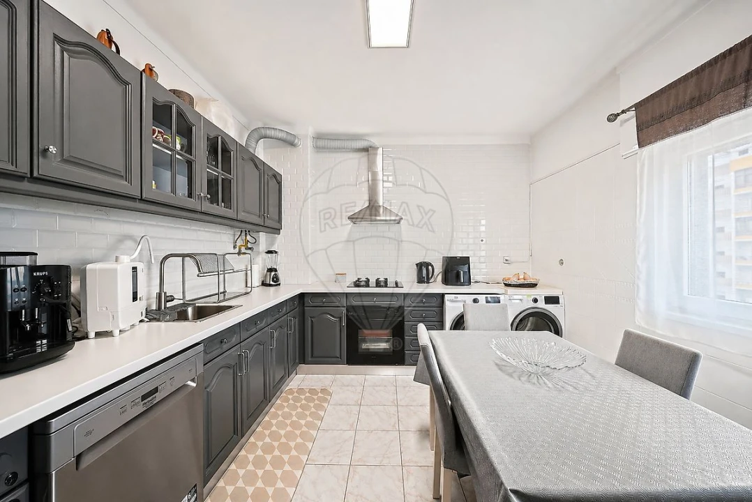 Apartamento T3 para Venda em Castanheira do Ribatejo e Cachoeiras Foto 6
