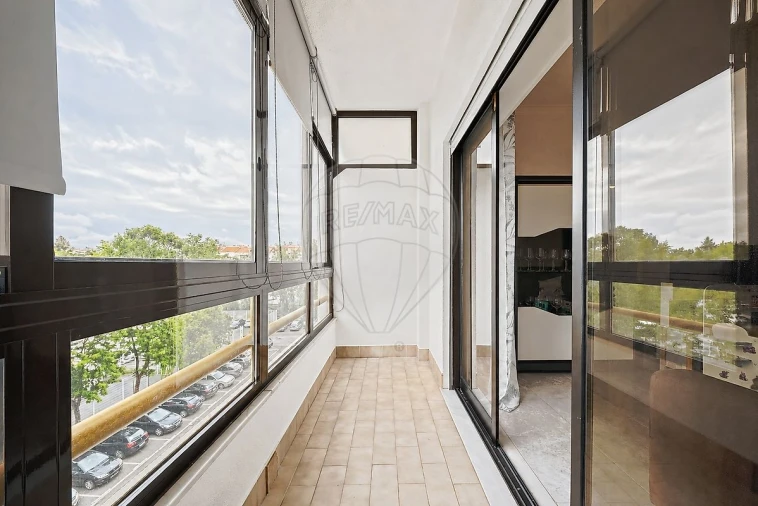 Apartamento T3 para Venda em Castanheira do Ribatejo e Cachoeiras Foto 3