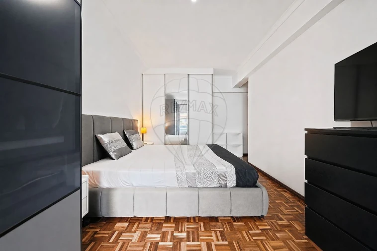 Apartamento T3 para Venda em Castanheira do Ribatejo e Cachoeiras Foto 18
