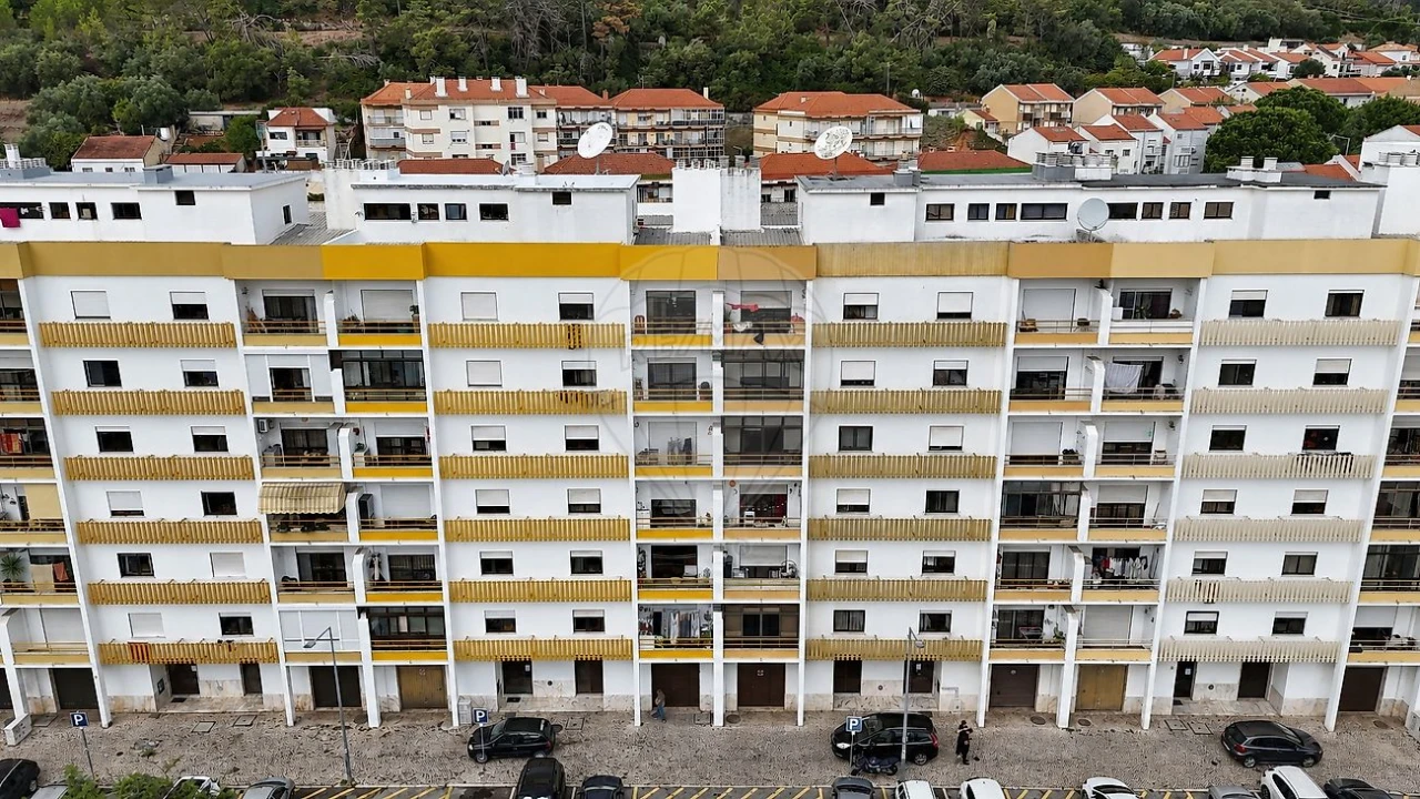 Apartamento T3 para Venda em Castanheira do Ribatejo e Cachoeiras Foto 27