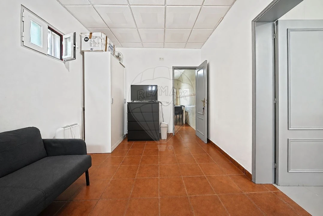 Armazém para Venda em Alenquer (Santo Estêvão e Triana) Foto 15