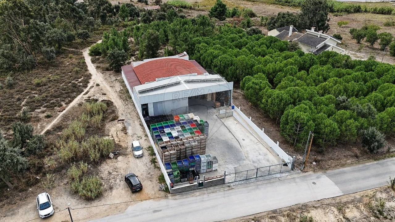 Armazém para Venda em Alenquer (Santo Estêvão e Triana) Foto 30
