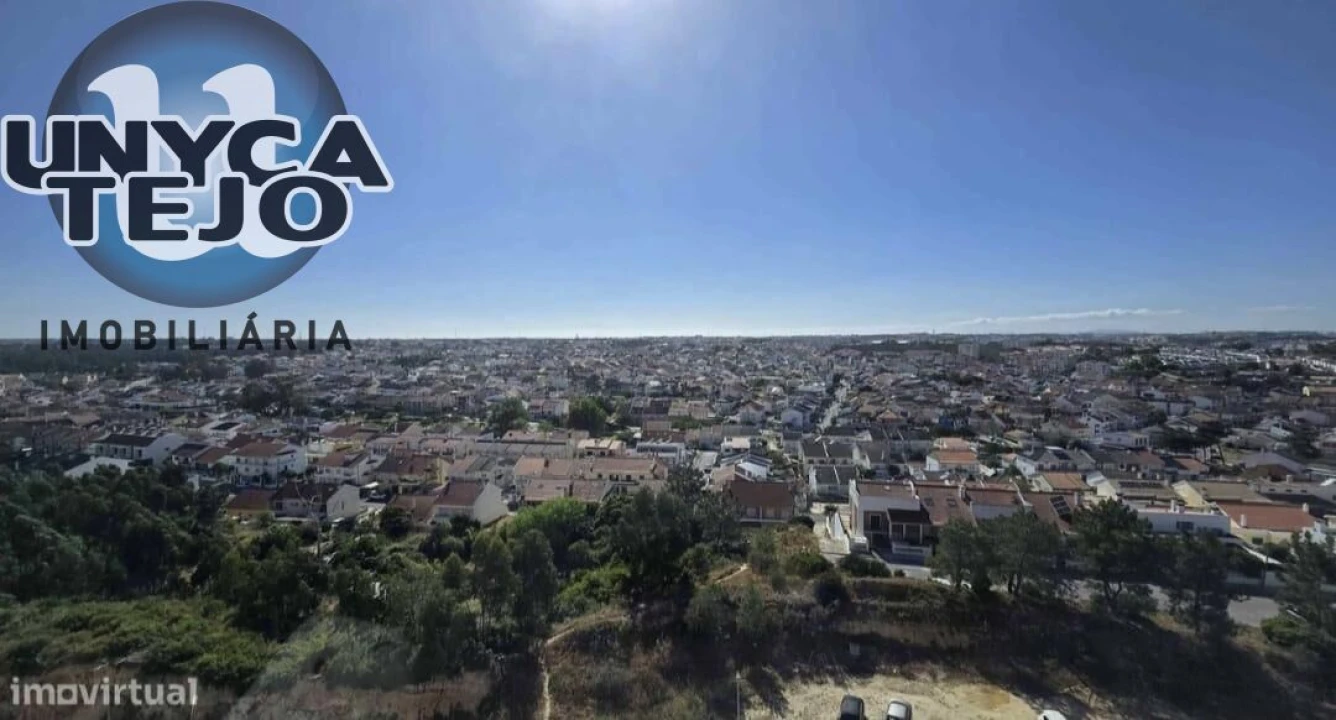 Apartamento T1 para Venda em Corroios Foto 5