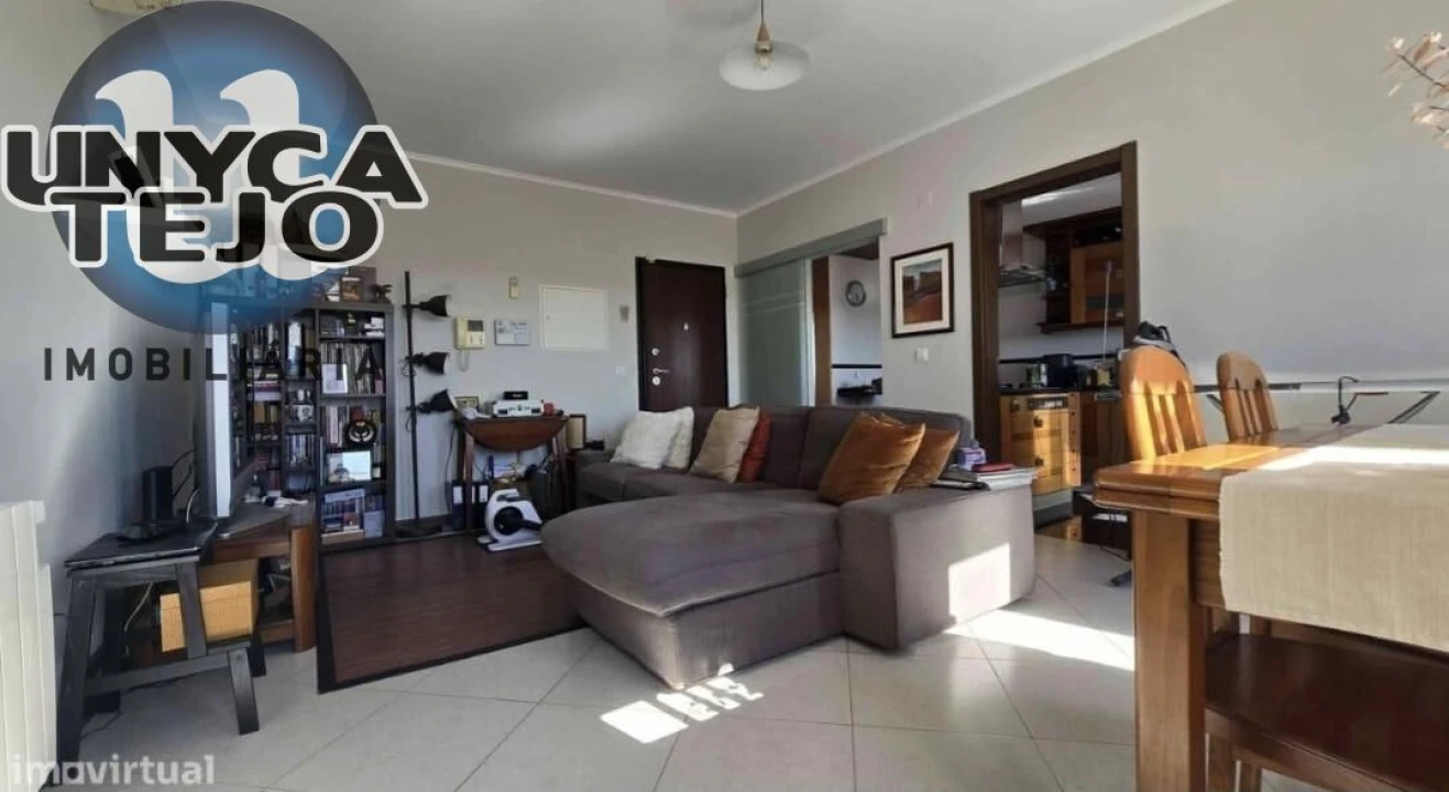 Apartamento T1 para Venda em Corroios Foto 8